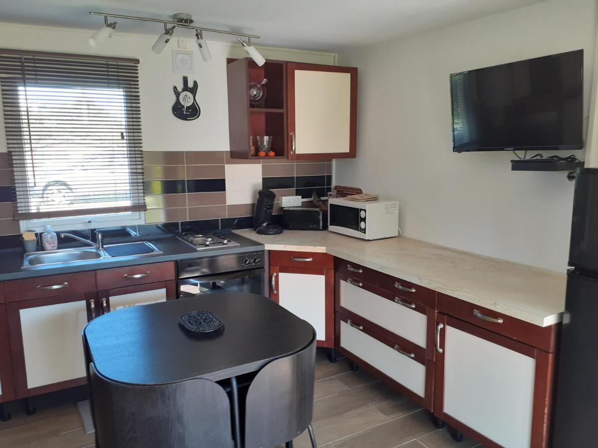 Petite Maison Chalet A 100 M De La Petite Mer De Gavres Riantec Εξωτερικό φωτογραφία